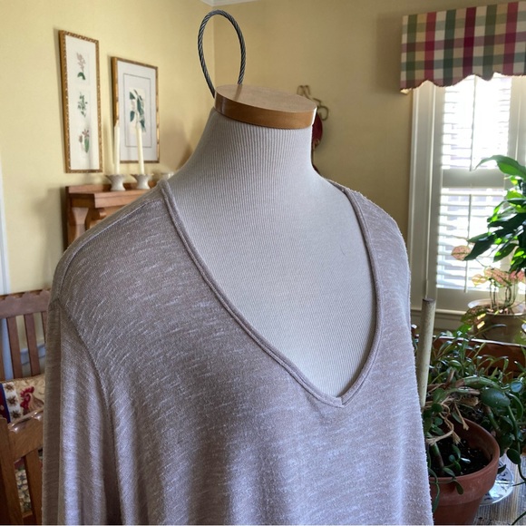 Free People V-neck Top - Picture 3 of 3